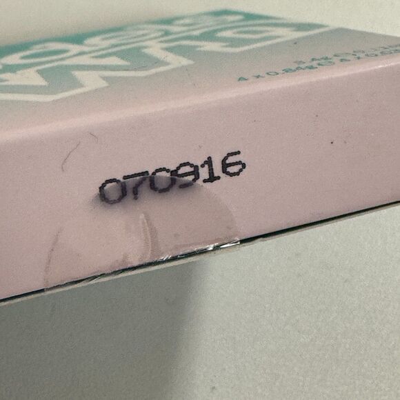 Models Own FLAWLESS Concealer Palette Natural 02 Make Up Cream Beauty NEW - Picture 2 of 5